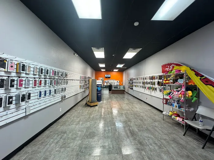 Cellular & tech | cell phone repair shop in Phoenix 3