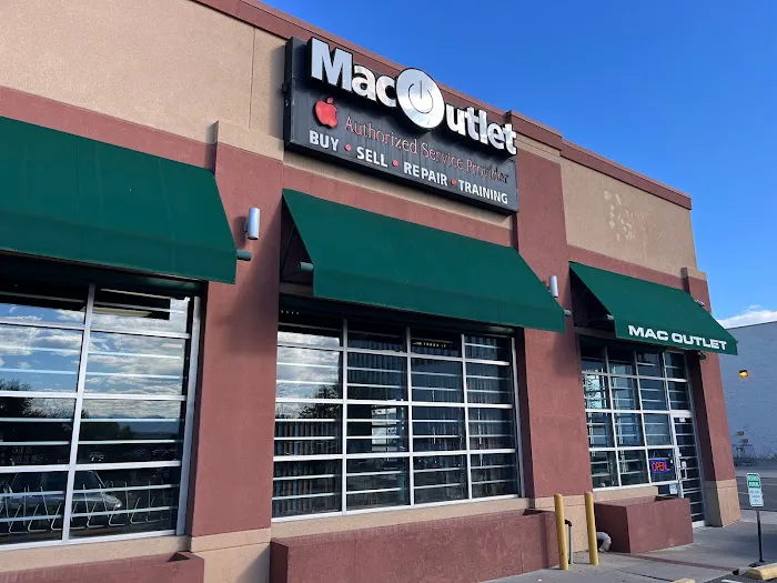 Mac Outlet 3