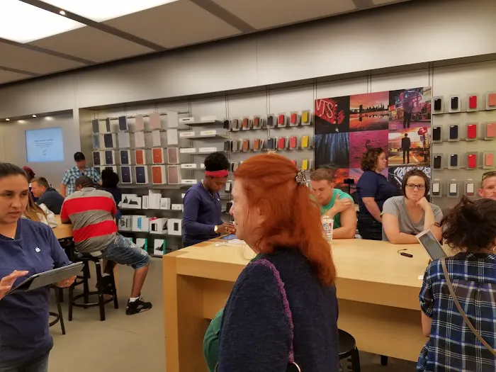 Apple Oxmoor 2