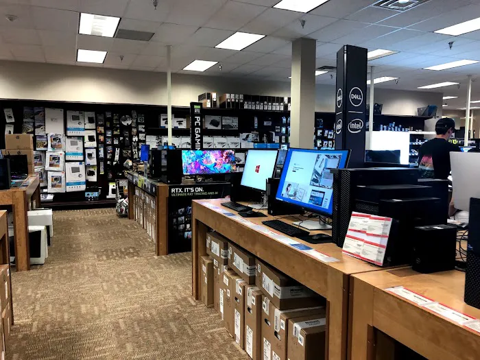 Micro Center 1