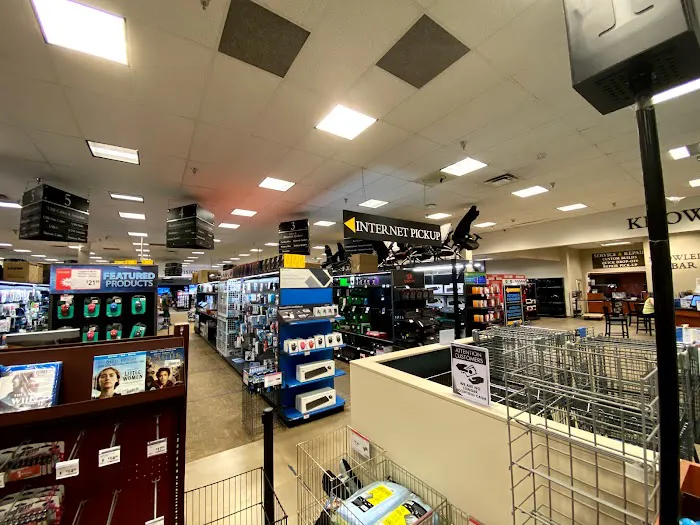 Micro Center 3