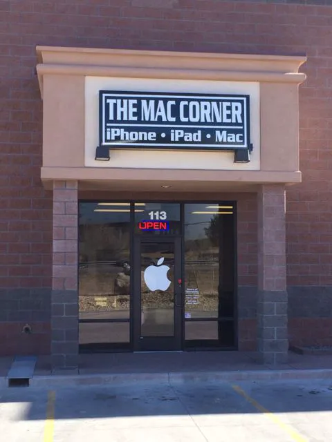 The Mac Corner 3