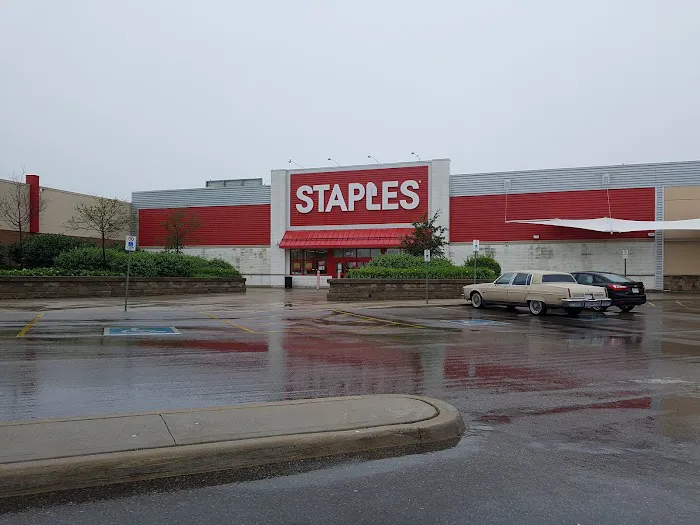 Staples 3