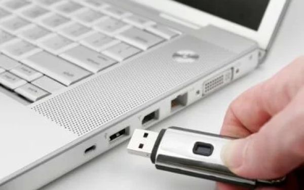 How to Boot from USB Key - A Step-by-Step Guide