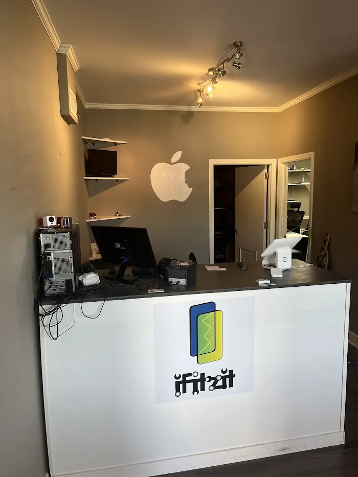 Denver iPhone & Computer Repair 4