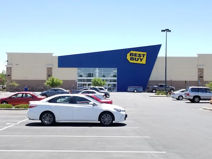 Best Buy 3