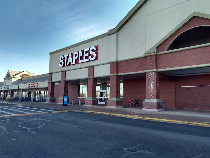 Staples 3