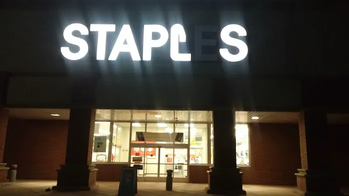 Staples 5