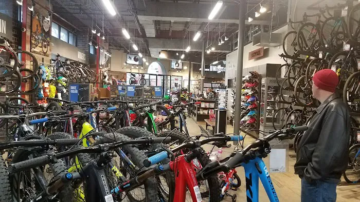 Full Cycle Bikes & Colorado Multisport 5