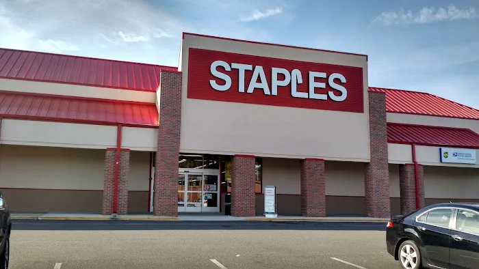 Staples 3