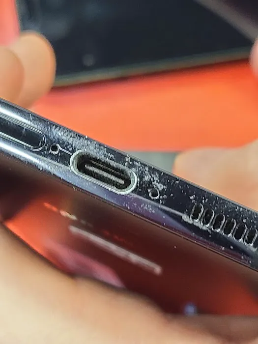 uBreakiFix - Phone and Computer Repair 6
