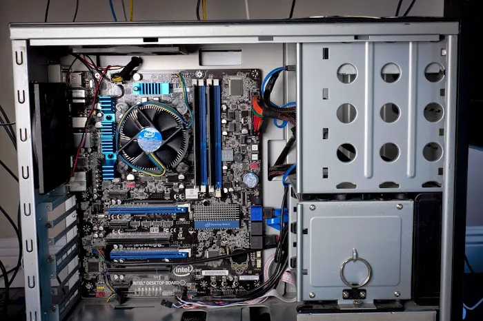 Connectionz Computer Repair 1