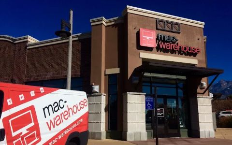 Mac-Warehouse