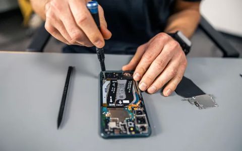uBreakiFix - Phone and Computer Repair