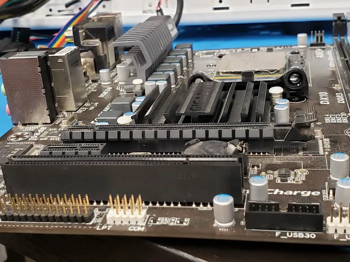 uBreakiFix - Phone and Computer Repair 7
