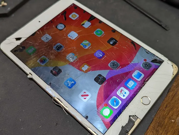 PHONE DOCTORS | iPhone & Cell Phone Repair of Broken Arrow 4