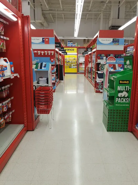 Staples 7