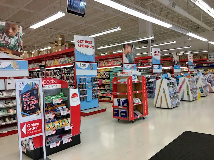 Staples 4