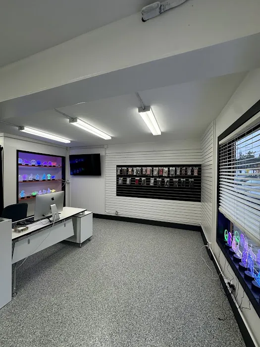 iFix Electronics Phone and Computer repair 0