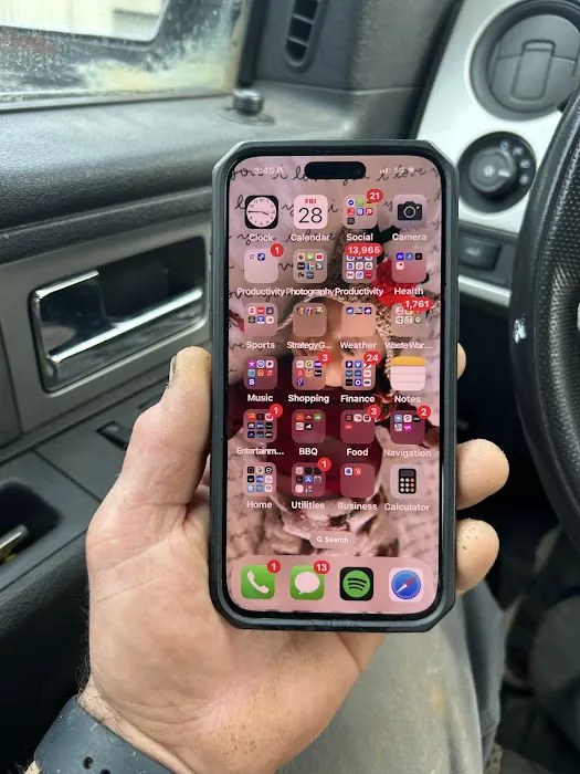iFix Electronics Phone and Computer repair 1