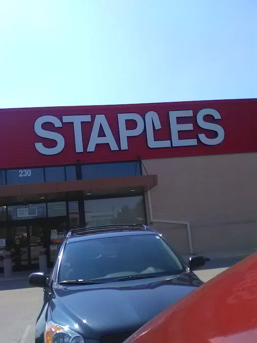 Staples 4